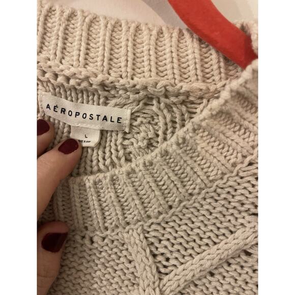 New Aeropostale Women’s Chunky Knit Sweater Beige Large Cropped Pullover - Picture 3 of 3
